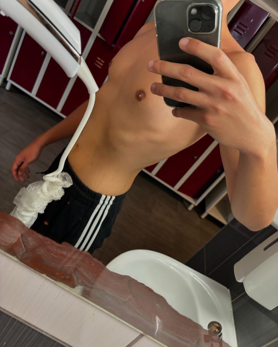 Profil de Ara